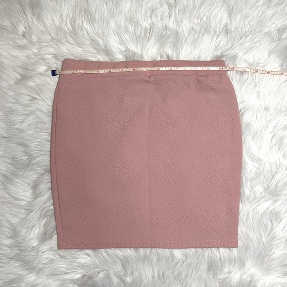 Boohoo Dresses & Skirts - Boohoo Pink Mini Skirt